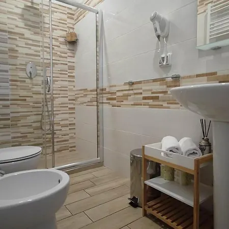 בית הארחה Adventor Eco-suites רומא