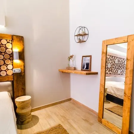 Adventor Eco-suites Pensión 4*