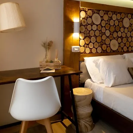 Adventor Eco-suites Pensión Roma